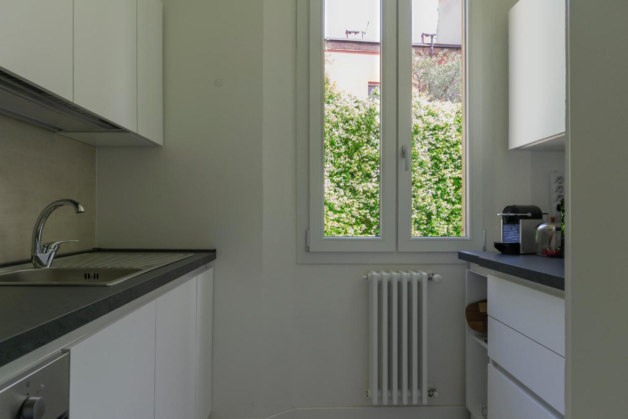 Apartment Amos - 5 Minutes From Piazza Maggiore Bolonha Exterior foto