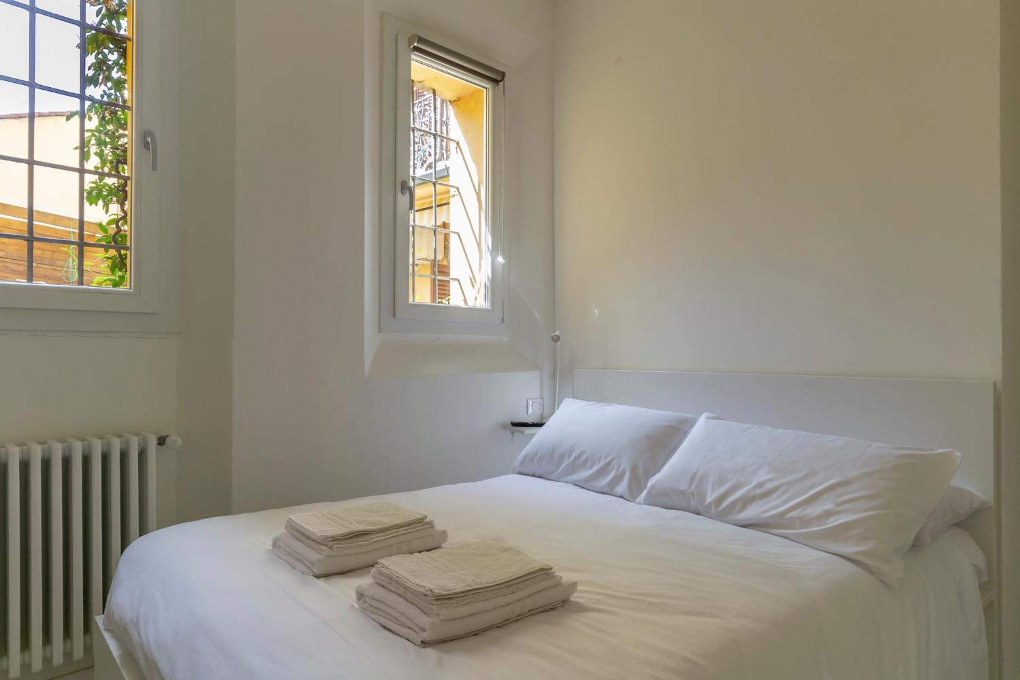 Apartment Amos - 5 Minutes From Piazza Maggiore Bolonha Exterior foto